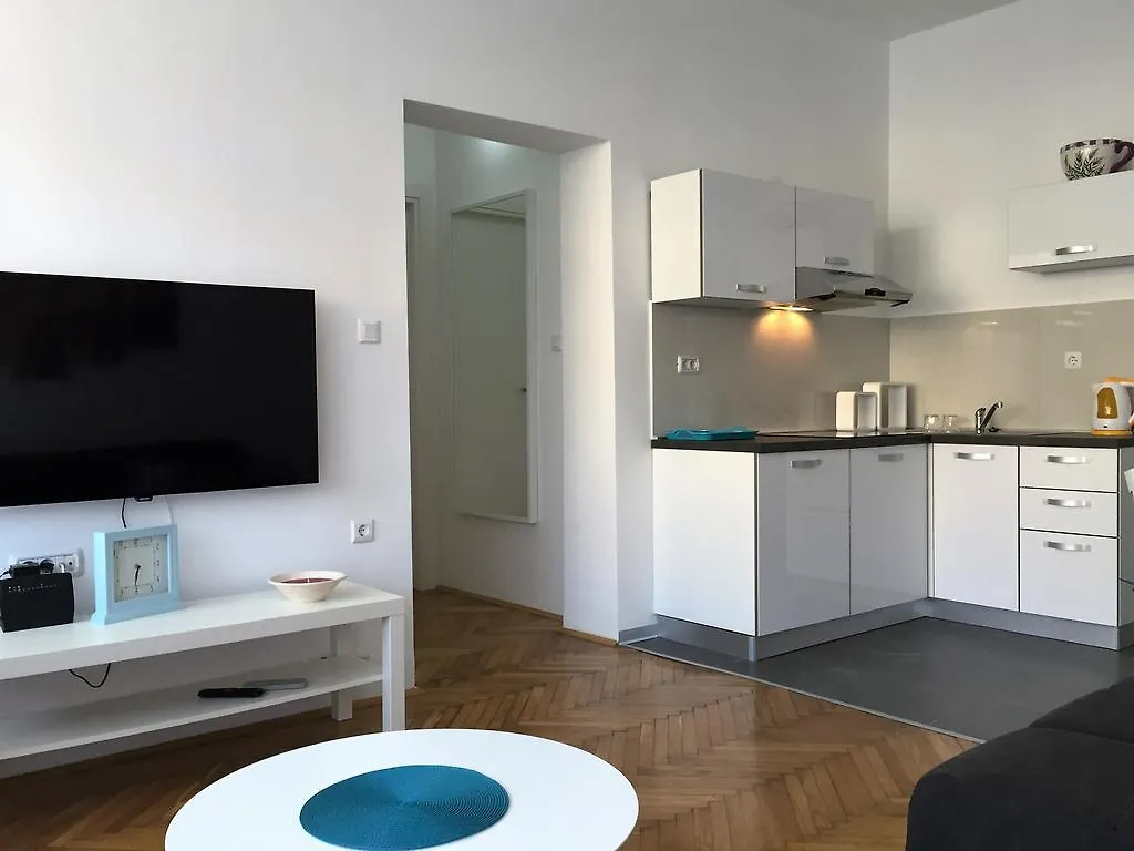 Arenacentar Apartments Pula