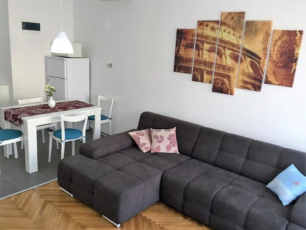 Arenacentar Apartments Pula Kroatien
