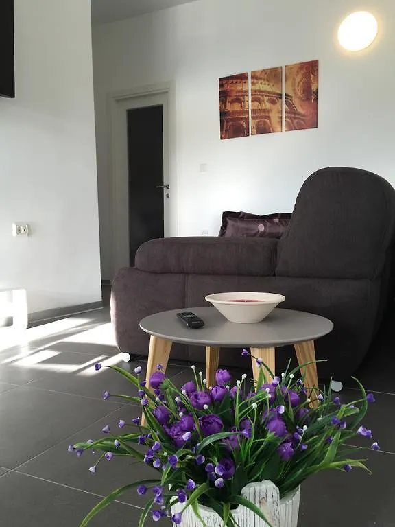 Arenacentar Apartments Pula Hırvatistan